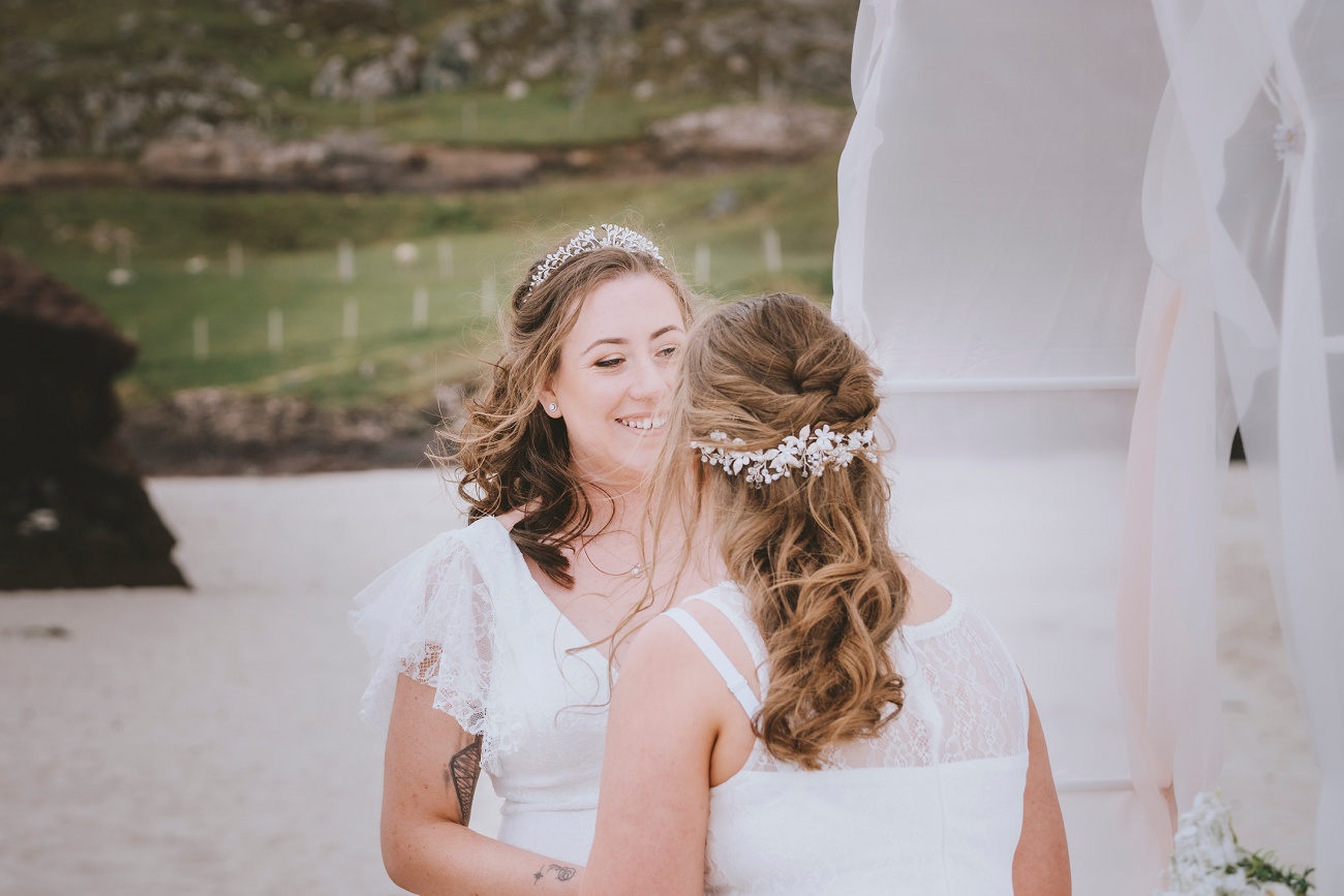 elopement wedding photography scotland clachtoll beach lochinver assynt scottish highlands 0019