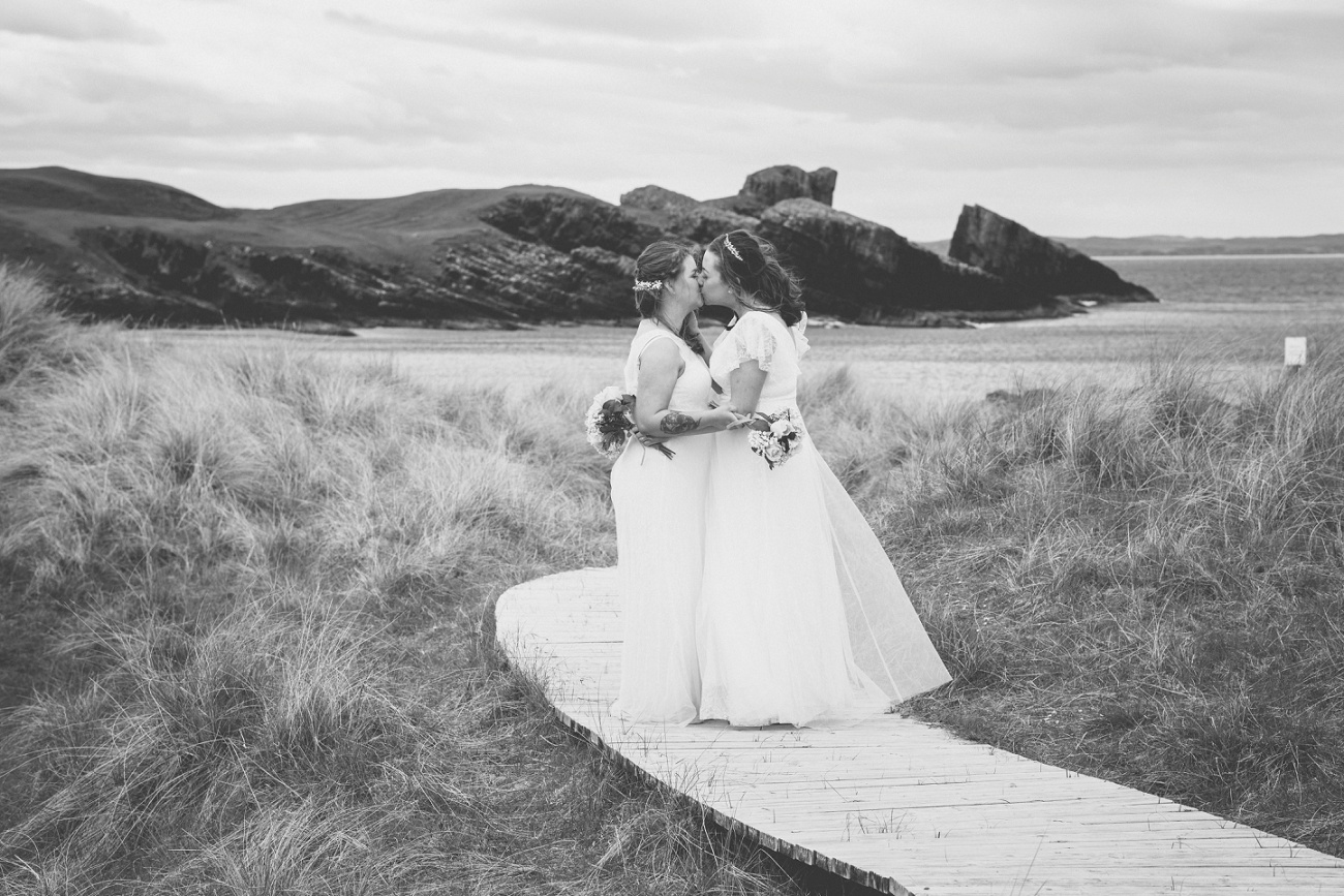 elopement wedding photography scotland clachtoll beach lochinver assynt scottish highlands 0043