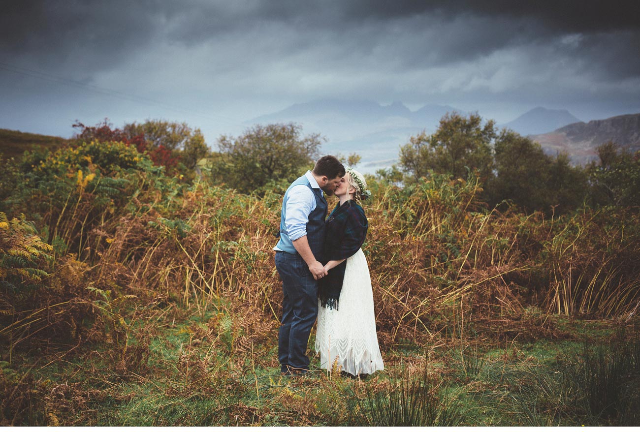 wedding photographer isle of skye elopement photography scottish highlands 0077
