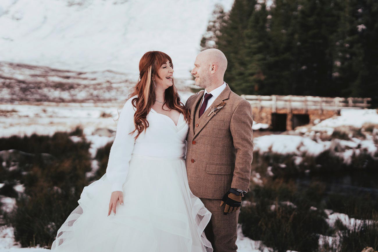intimate wedding scottish highlands lodge on lochgoil scotland 0077