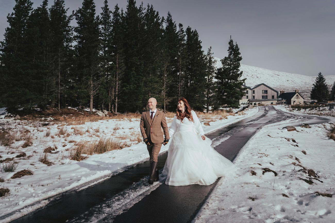 intimate wedding scottish highlands lodge on lochgoil scotland 0092