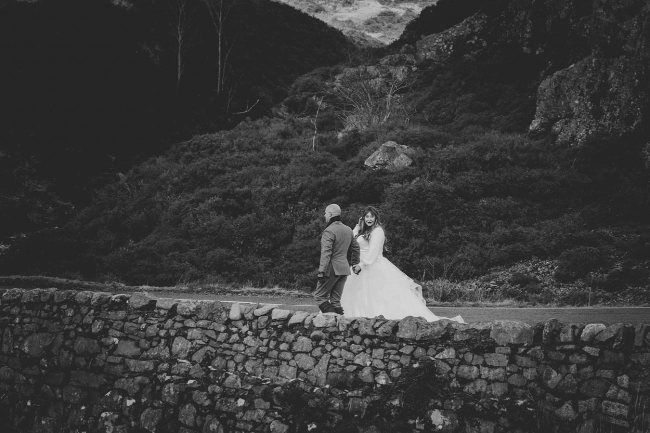 intimate wedding scottish highlands lodge on lochgoil scotland 0101