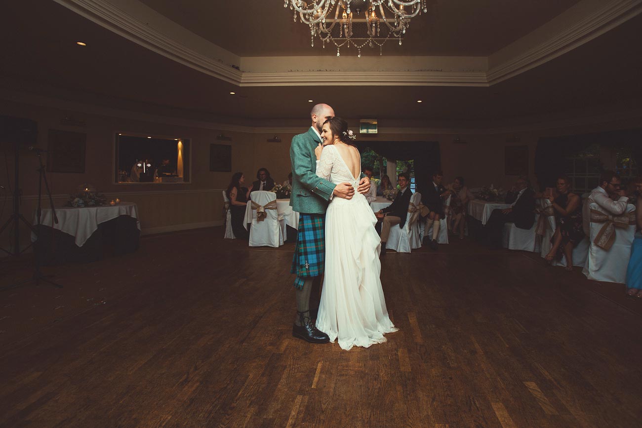 wedding photography scotland roman camp hotel callander trossachs ce 0058