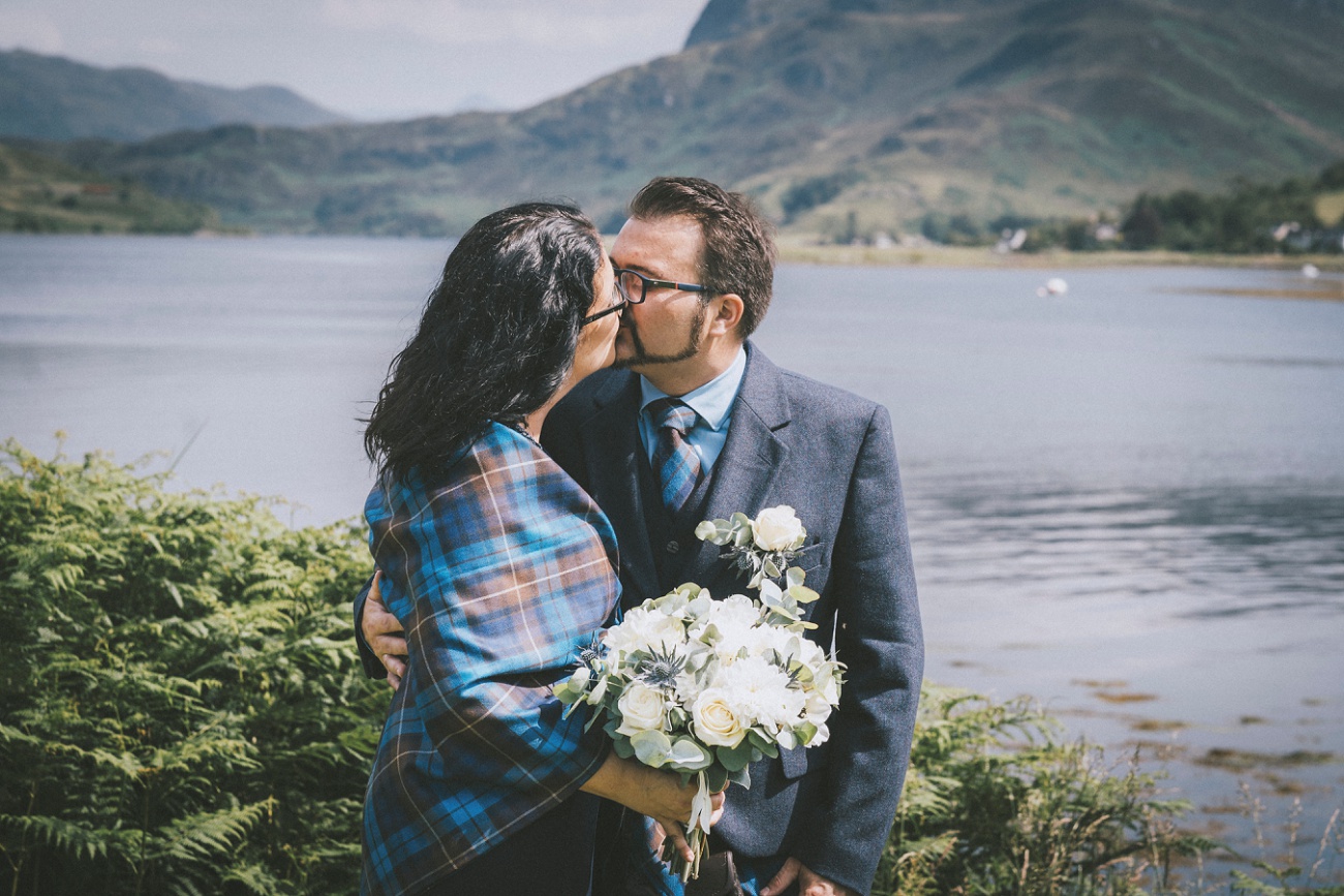 micro wedding highlands of scotland dornie photographer 0036