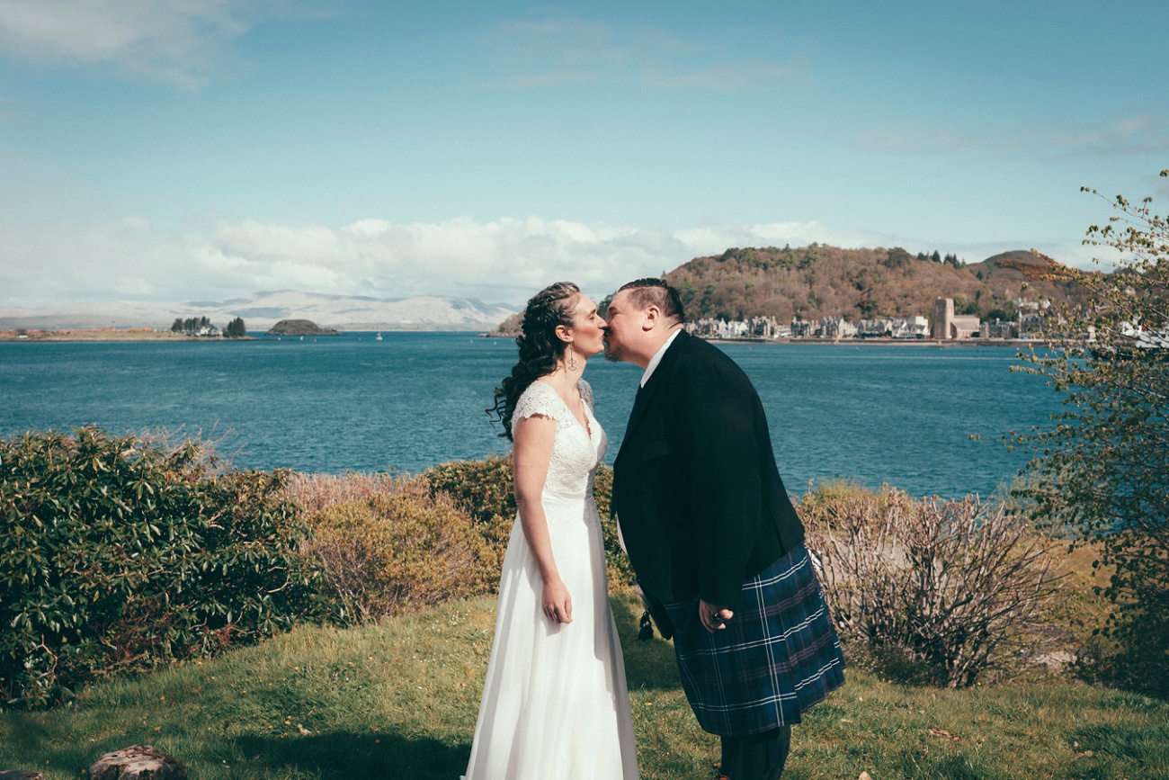 isle of kerrera elopement wedding scotland oban handfast ceremony 0017