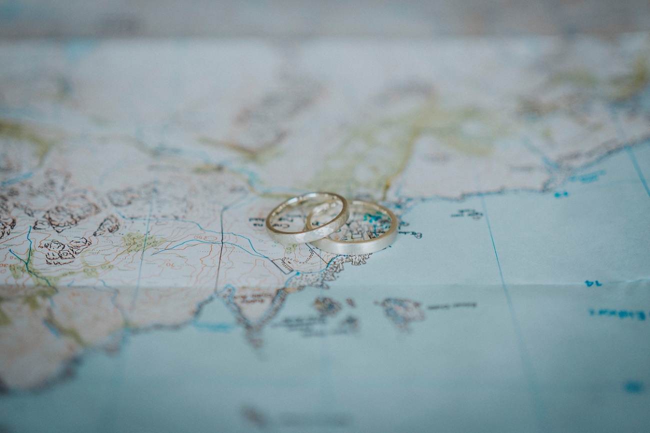 rainy Isle of skye elopement beach wedding 0003