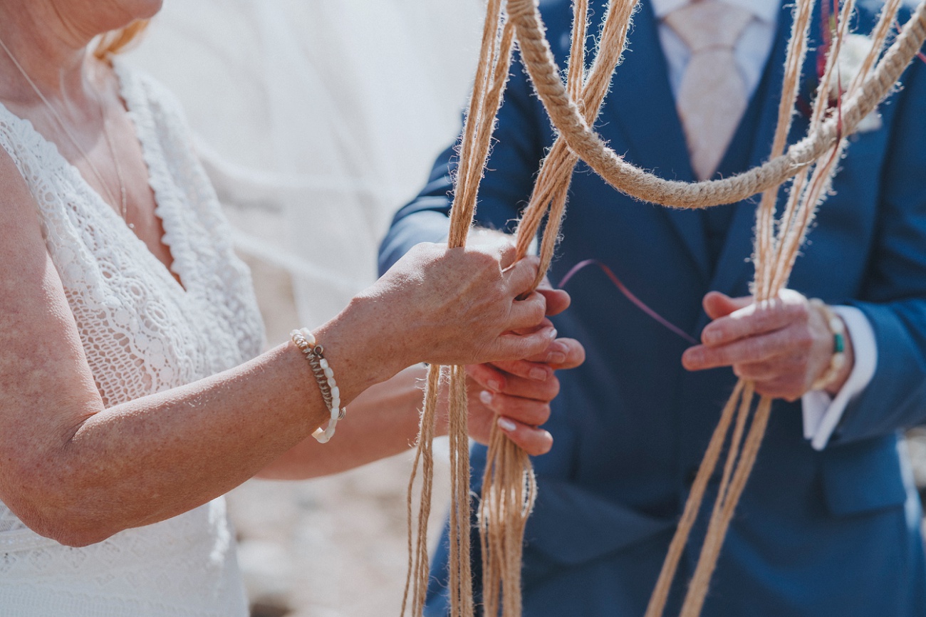rainy Isle of skye elopement beach wedding 0031