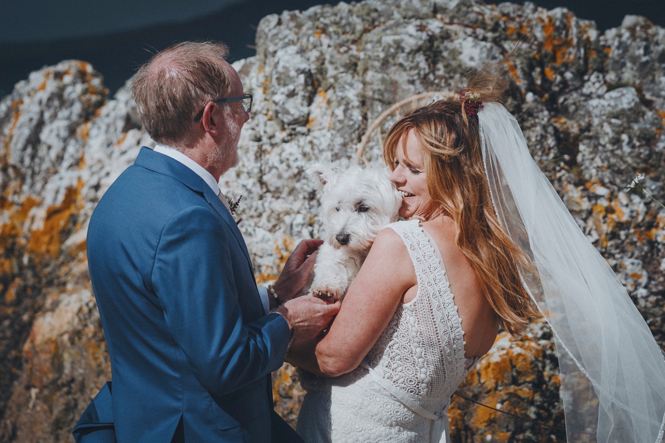 rainy Isle of skye elopement beach wedding 0039