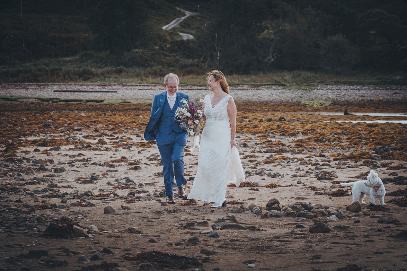 rainy Isle of skye elopement beach wedding 0047