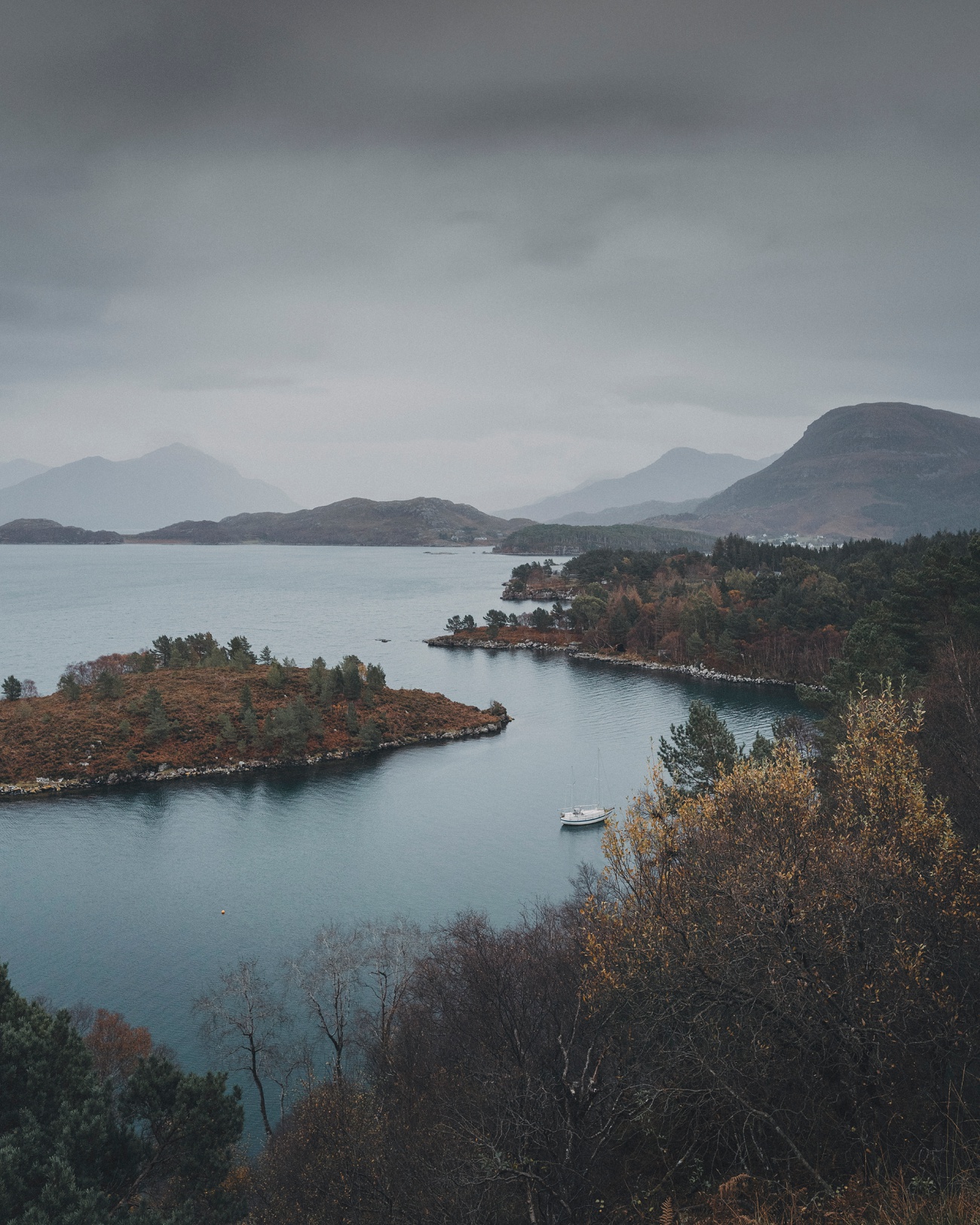 creag na h iolaire loddge torridon wedding photography 0004 Creag na h-Iolaire lodge torridon wedding photography 0004