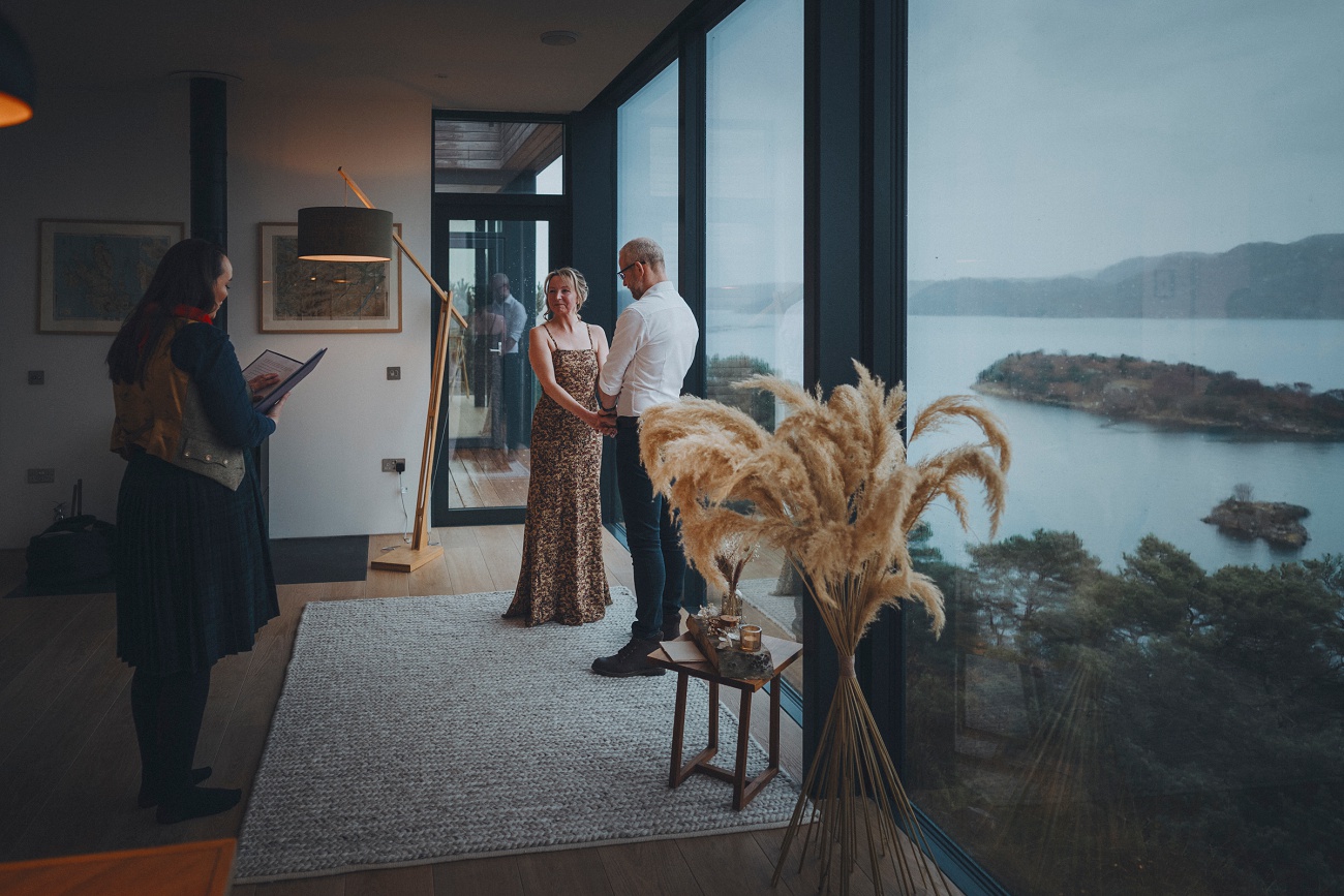 creag na h iolaire loddge torridon wedding photography 0016 Creag na h-Iolaire lodge torridon wedding photography 0016