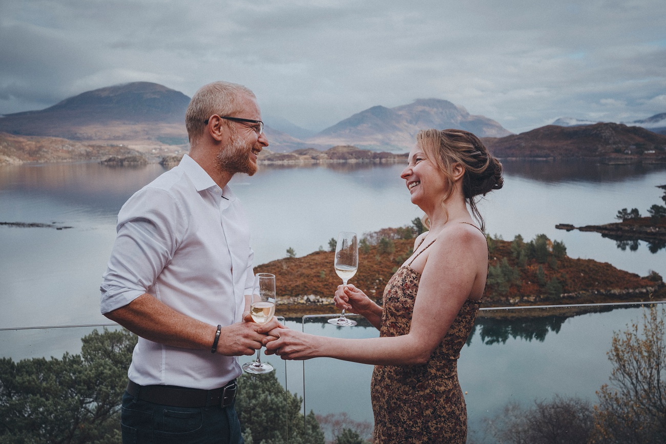 creag na h iolaire loddge torridon wedding photography 0027 Creag na h-Iolaire lodge torridon wedding photography 0027