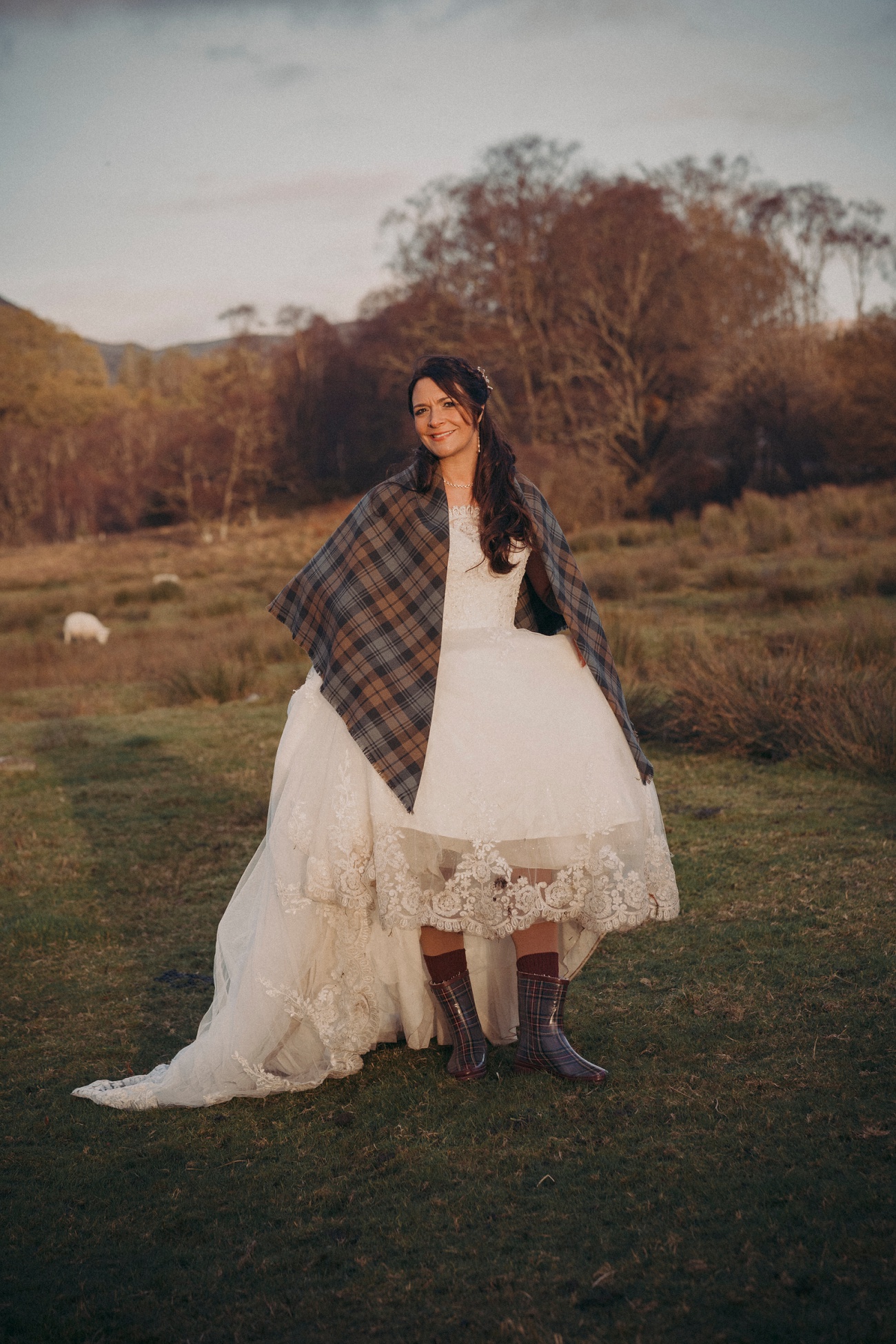 kilchurn castle wedding mc 0029 kilchurn castle wedding mc 0029