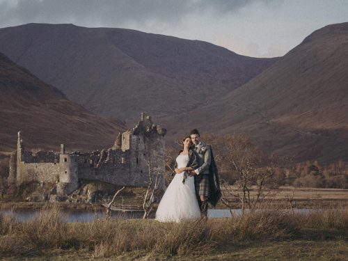 Kilchurn Castle Wedding // A Sunny Scottish Elopement