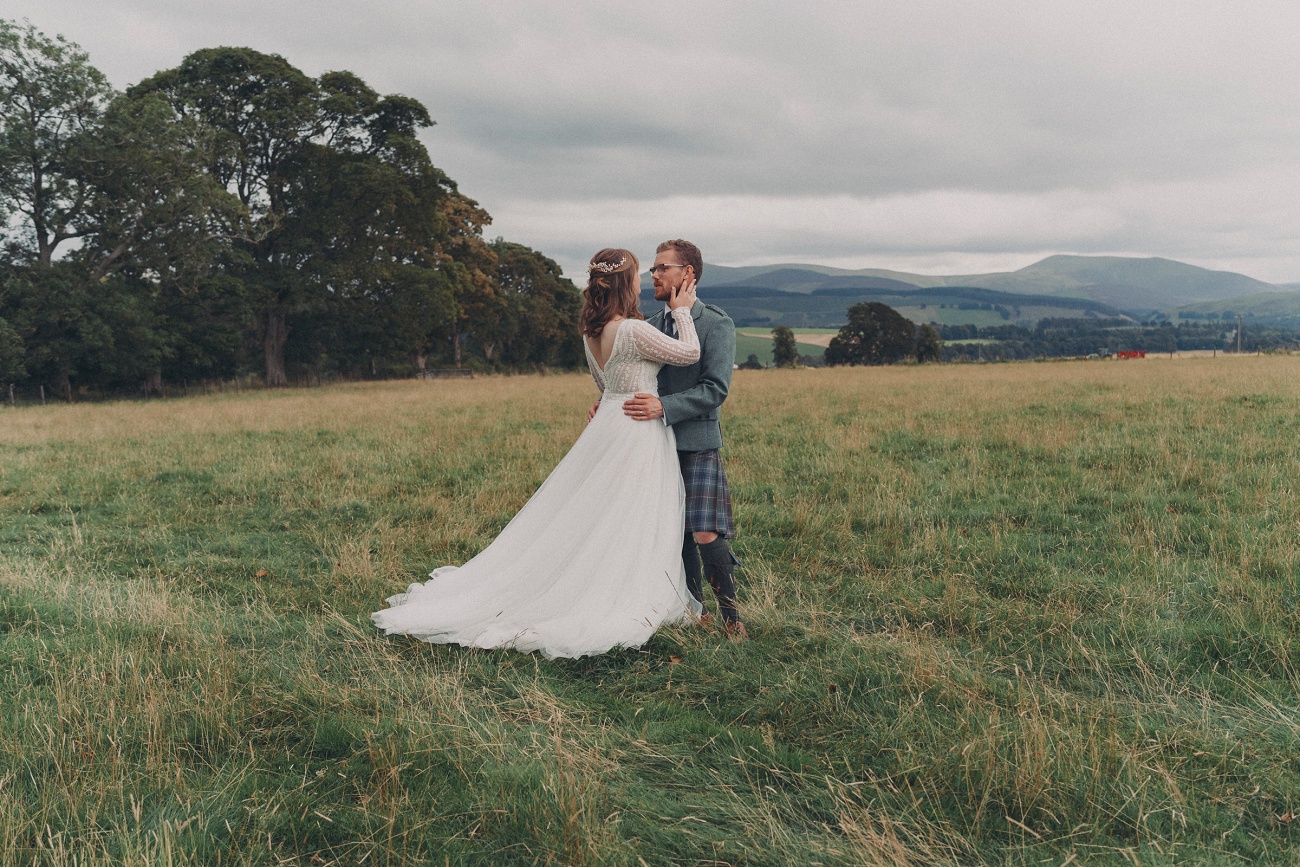 cormiston farm wedding lp 0036 cormiston farm wedding lp 0036