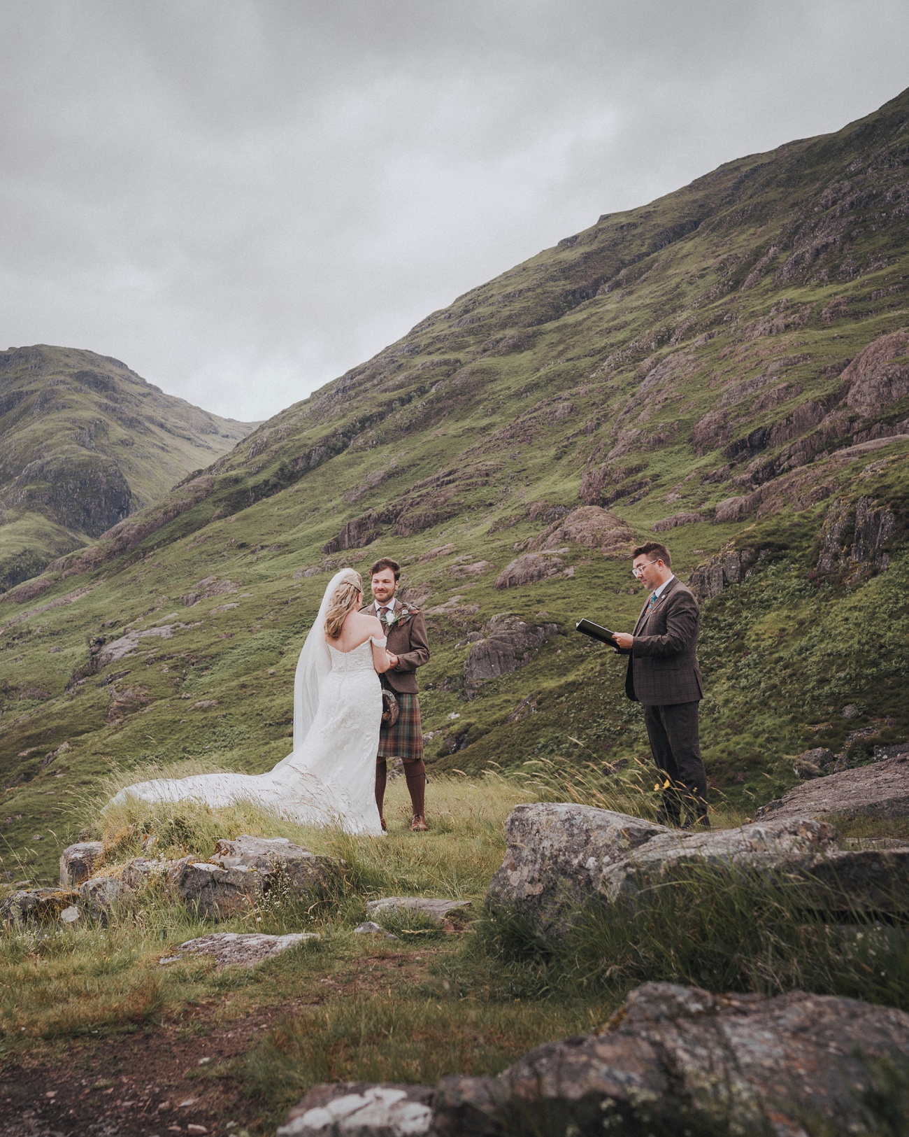 elopement in glencoe photography kk 0021